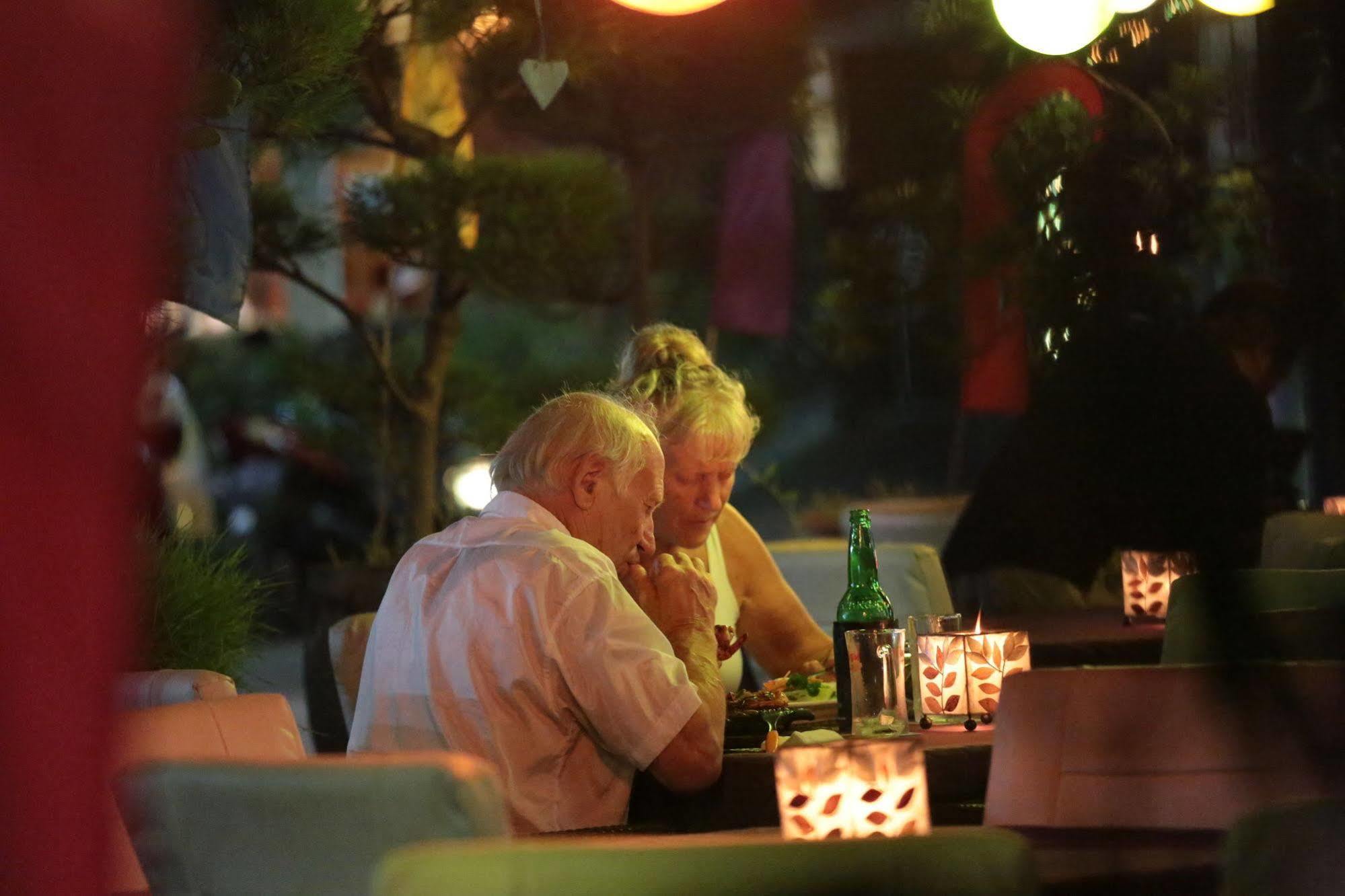 La Walon Hotel Kuta Lombok Eksteriør bilde